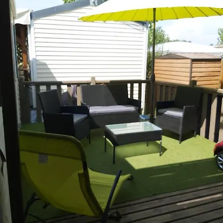 Joli Mobil-home Camping A