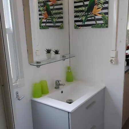Joli Mobil-home Camping A Kemping Fréjus