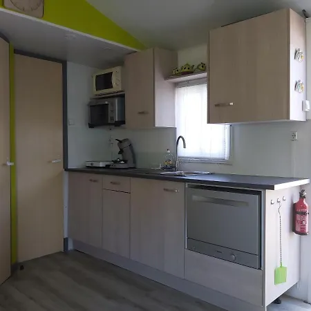 Kemping Joli Mobil-home Camping A Fréjus